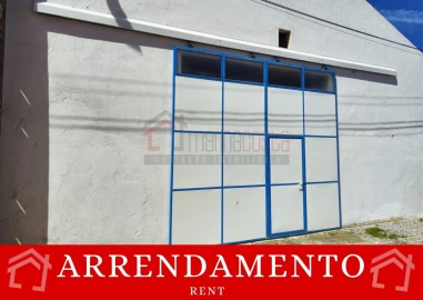 Armazém para Arrendamento em Peniche