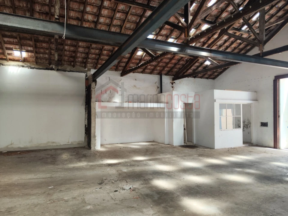 Armazém para Venda em Peniche Foto 6