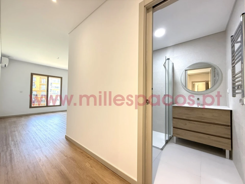 Apartamento T1 para Venda em Montijo e Afonsoeiro Foto 28