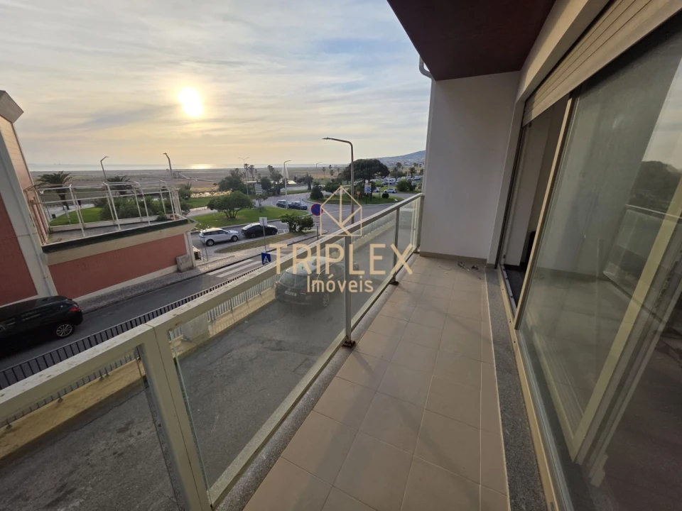 Apartamento T2 para Venda em Buarcos Foto 4