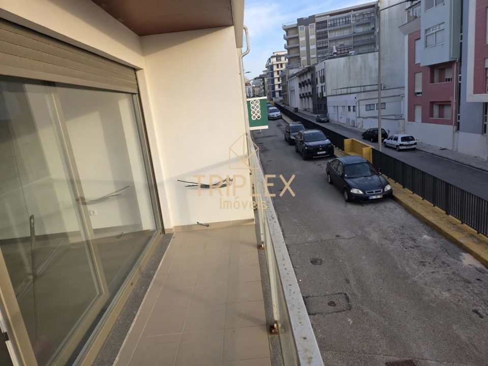 Apartamento T2 para Venda em Buarcos Foto 6