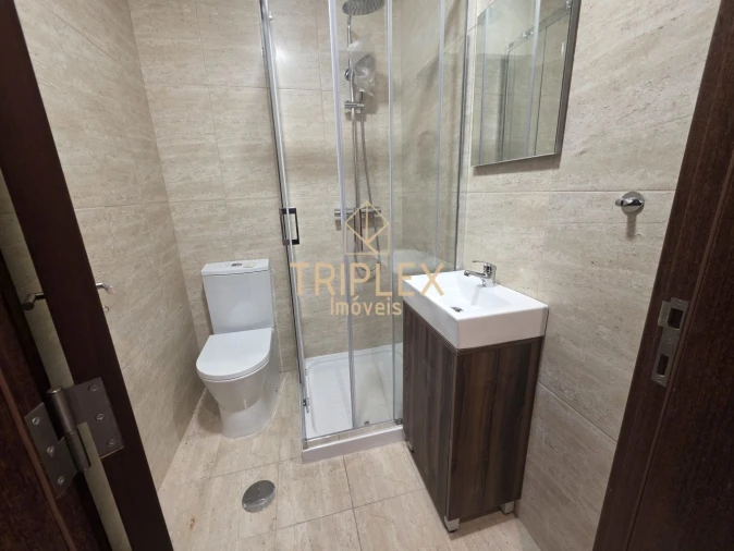 Apartamento T2 para Venda em Buarcos Foto 39