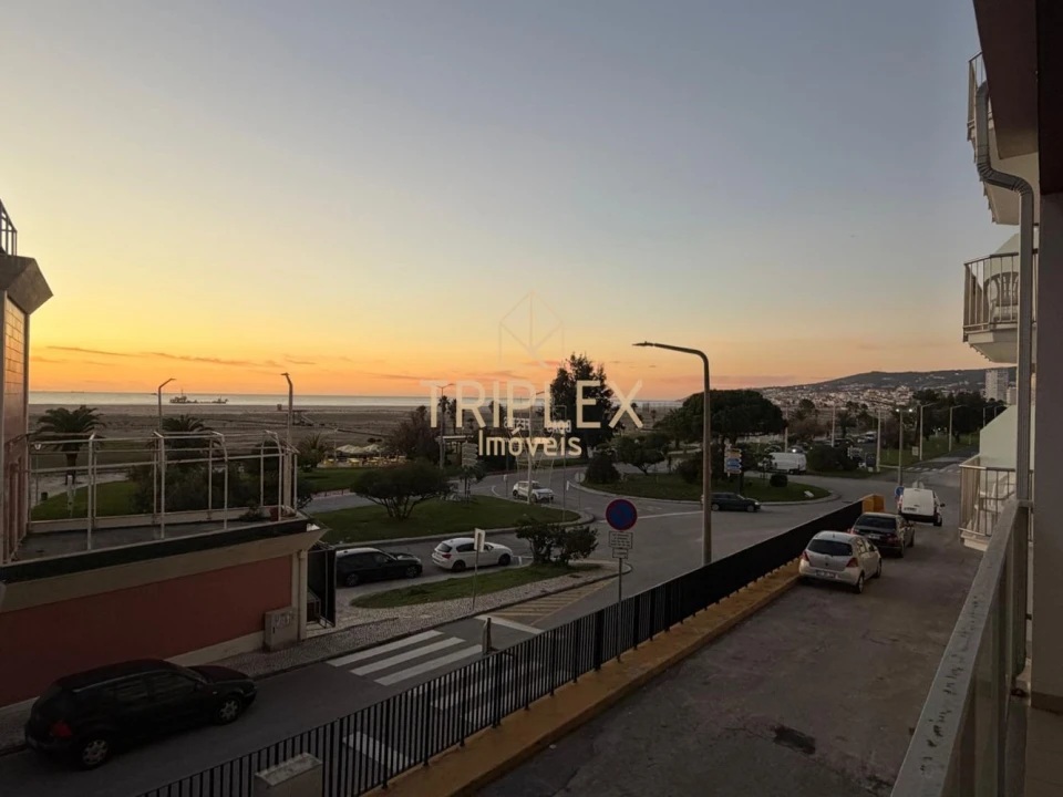 Apartamento T2 para Venda em Buarcos Foto 7