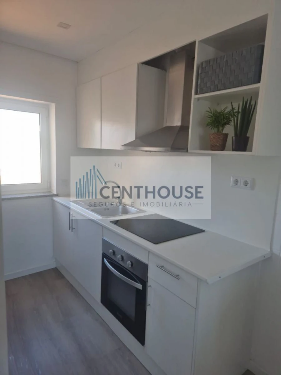 Apartamento T2 para Venda em Tocha Foto 8