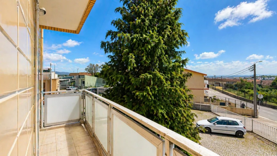 Apartamento T2 para Venda em Rio Tinto Foto 21