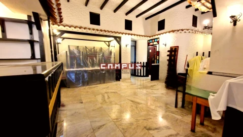 Loja para Venda em Funchal (Santa Luzia)