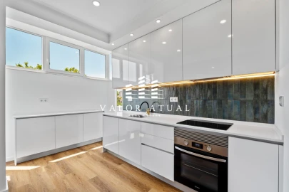 Apartamento T2 para Venda em Venteira