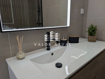 Apartamento T2 para Venda em Venteira