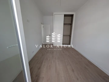 Apartamento T2 para Venda em Venteira