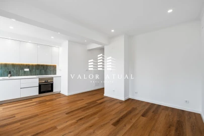 Apartamento T2 para Venda em Venteira