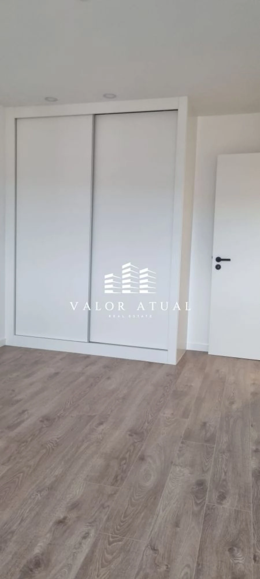 Apartamento T2 para Venda em Venteira Foto 6