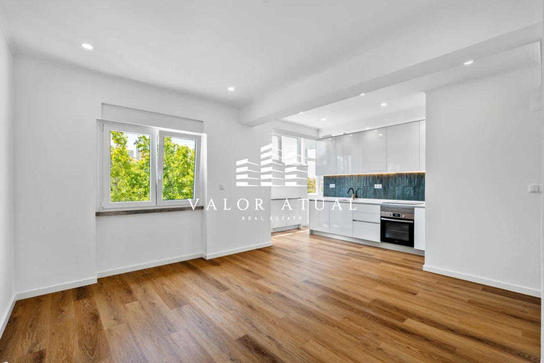 Apartamento T2 para Venda em Venteira Foto 1