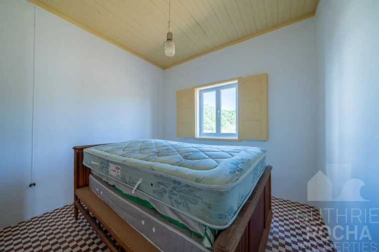 Moradia T5 para Venda em Bordeira Foto 6