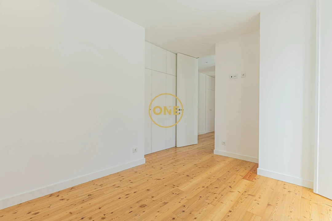 Apartamento T3 para Venda em Alcabideche Foto 16