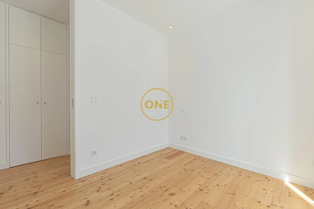 Apartamento T3 para Venda em Alcabideche Foto 9