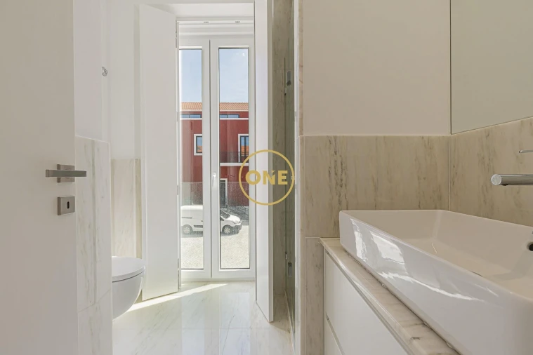 Apartamento T3 para Venda em Alcabideche Foto 12