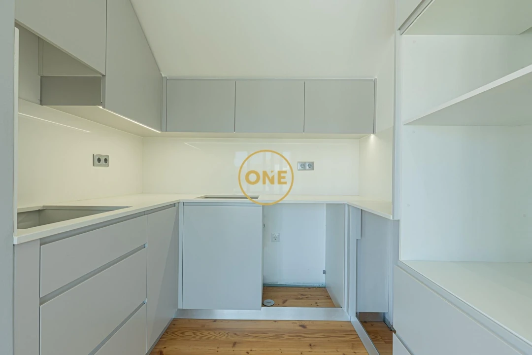 Apartamento T3 para Venda em Alcabideche Foto 36