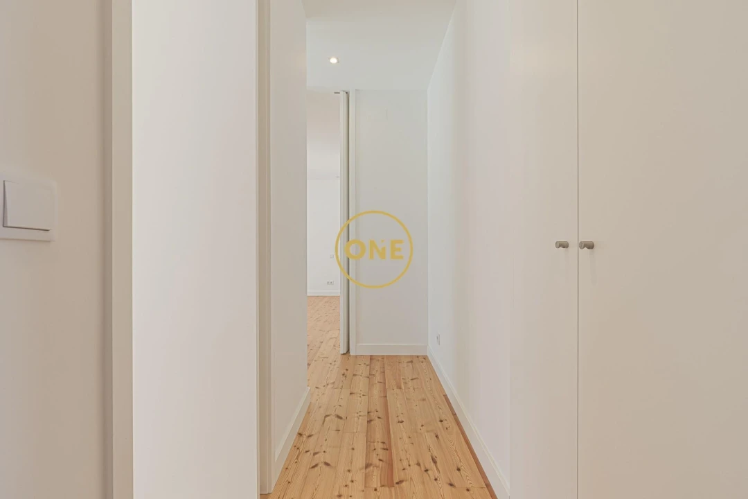 Apartamento T3 para Venda em Alcabideche Foto 6