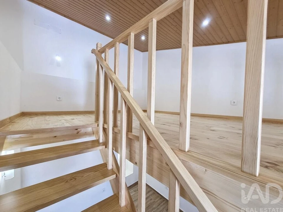 Moradia T1 para Arrendamento em Ventosa Foto 8