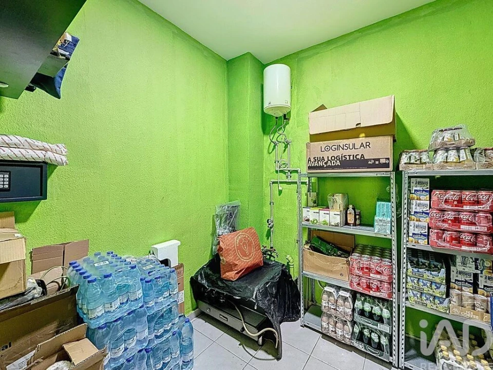 Loja para Venda em Caniço Foto 12