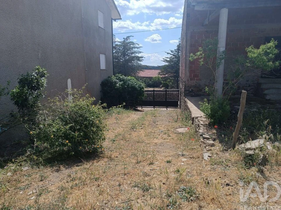 Moradia T6 para Venda em Remondes e Soutelo Foto 3