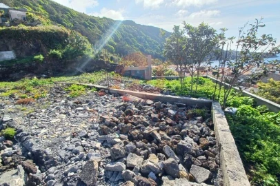 Moradia T2 para Venda em Velas (São Jorge)