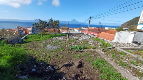 Moradia T2 para Venda em Velas (São Jorge)
