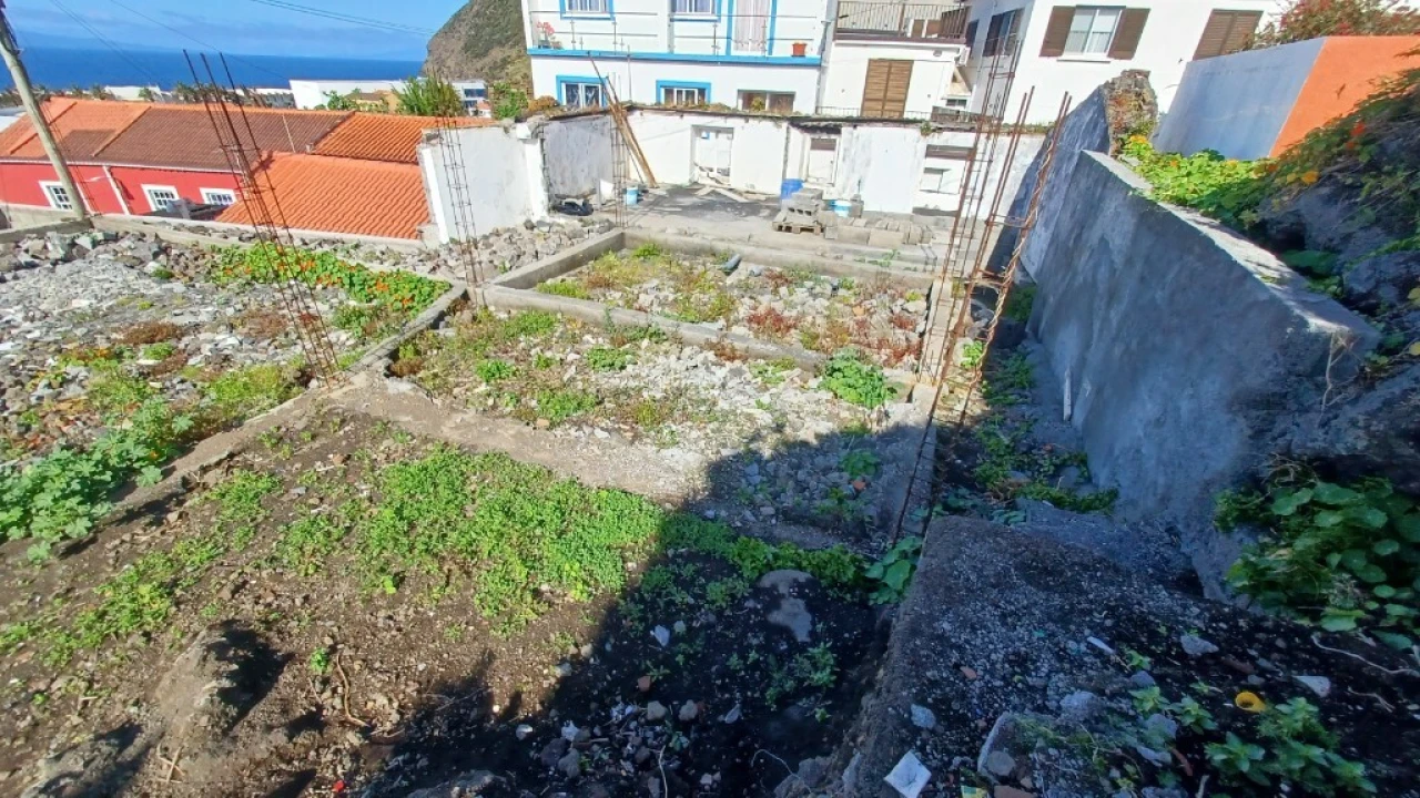 Moradia T2 para Venda em Velas (São Jorge) Foto 4