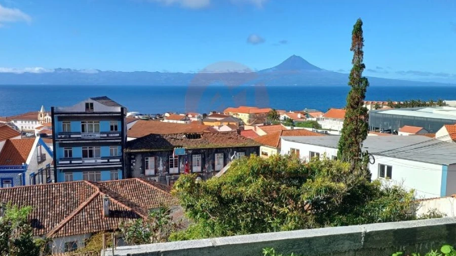 Moradia T2 para Venda em Velas (São Jorge)