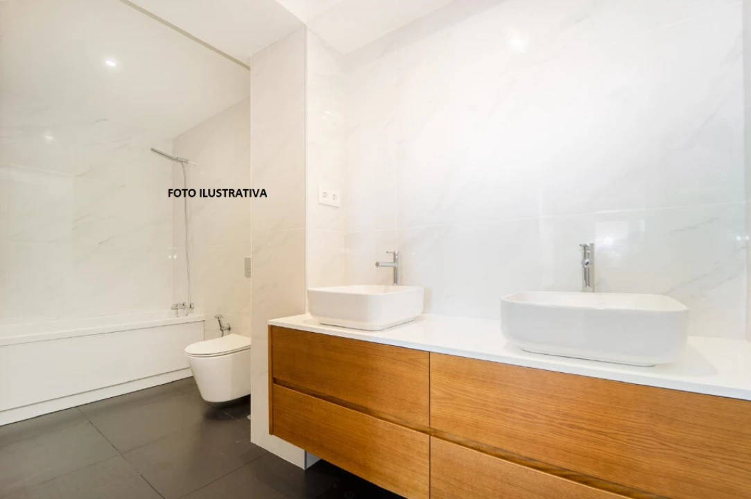 Apartamento T3 para Venda em Santo Antonio dos Olivais Foto 7
