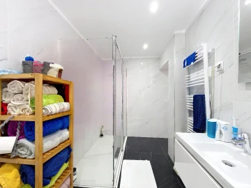 Moradia T4 para Venda em Eiras e São Paulo de Frades
