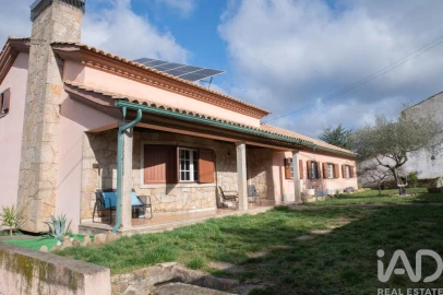 Moradia T4 para Venda em Vilela do Tamega