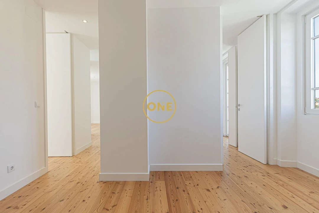 Apartamento T3 para Venda em Alcabideche Foto 4