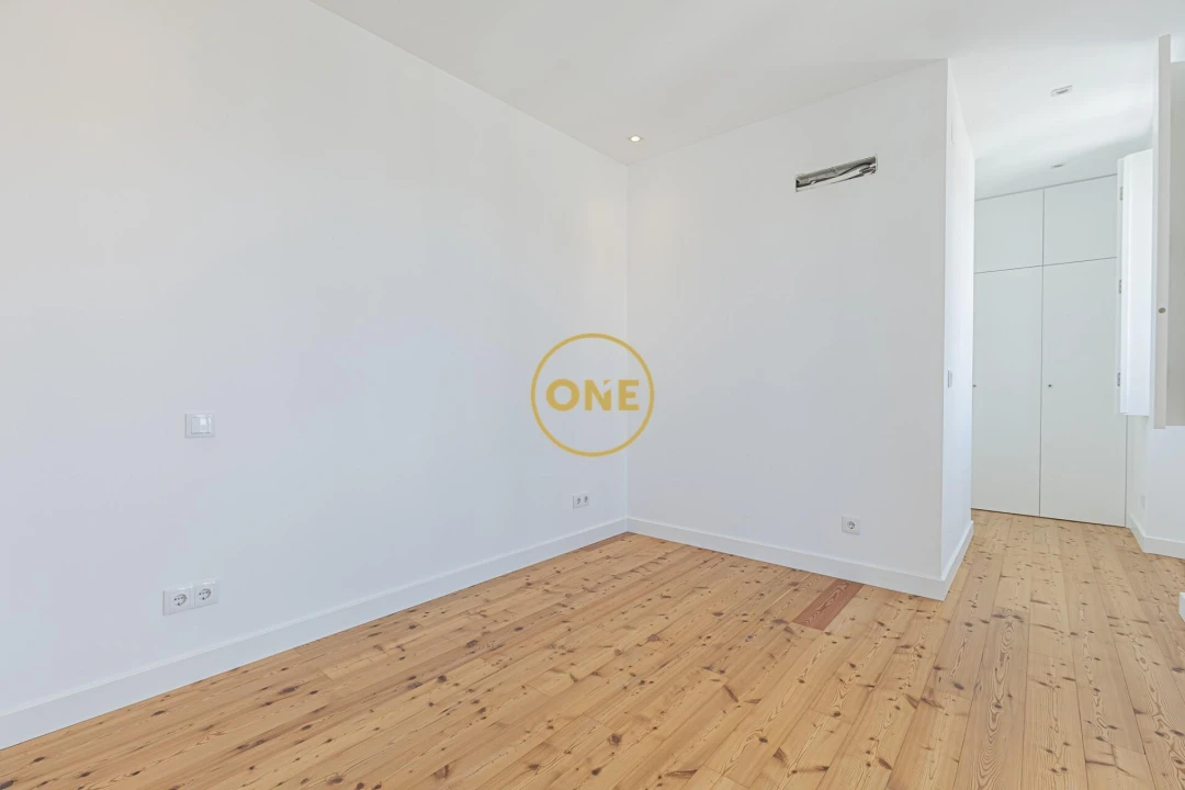 Apartamento T3 para Venda em Alcabideche Foto 17