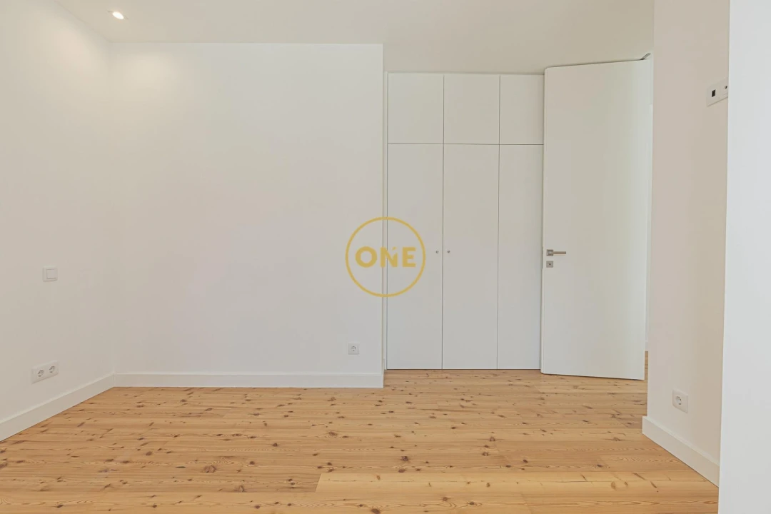 Apartamento T3 para Venda em Alcabideche Foto 16
