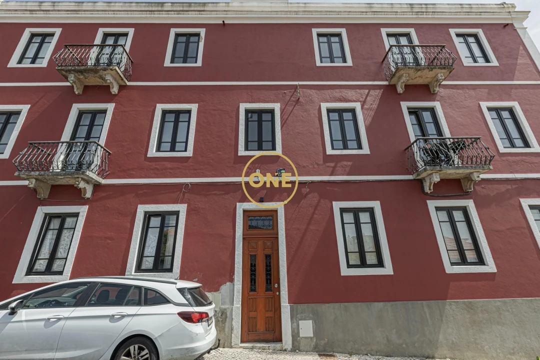 Apartamento T3 para Venda em Alcabideche Foto 1
