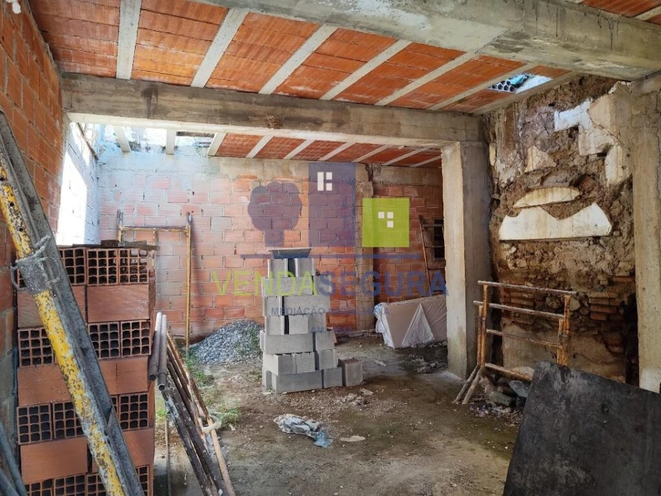 Moradia T3 para Venda em Santo Agostinho e São João Baptista e Santo Amador Foto 4