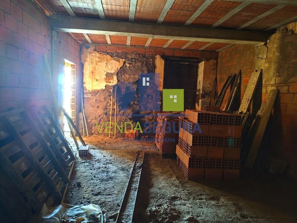 Moradia T3 para Venda em Santo Agostinho e São João Baptista e Santo Amador Foto 5