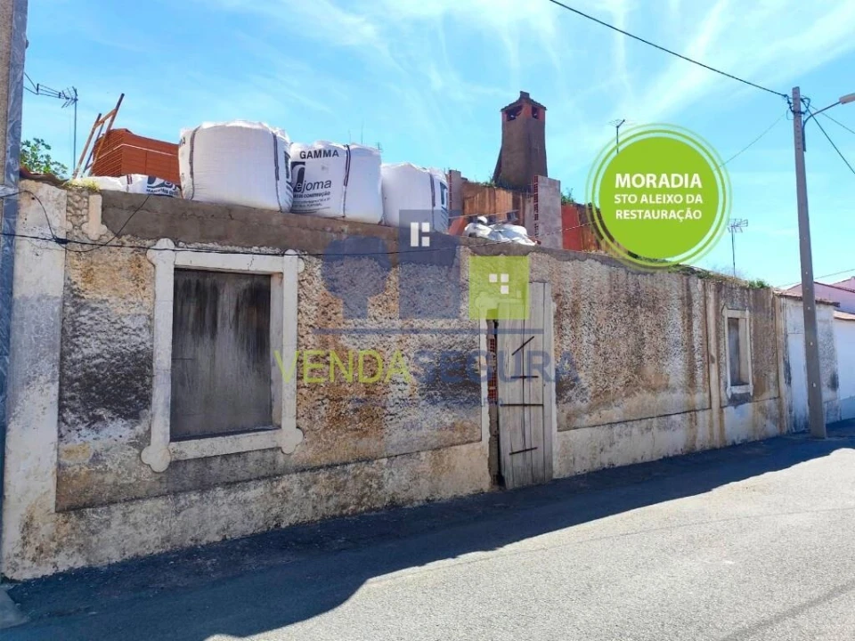 Moradia T3 para Venda em Santo Agostinho e São João Baptista e Santo Amador Foto 1
