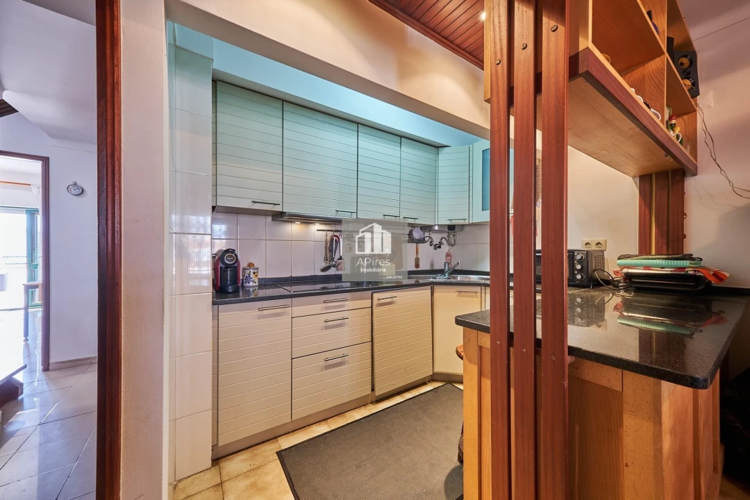 Apartamento T4 para Venda em Costa da Caparica Foto 22