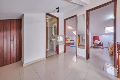 Apartamento T4 para Venda em Costa da Caparica