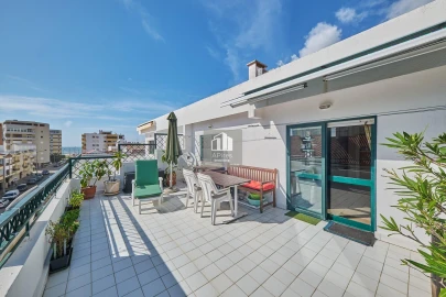 Apartamento T4 para Venda em Costa da Caparica
