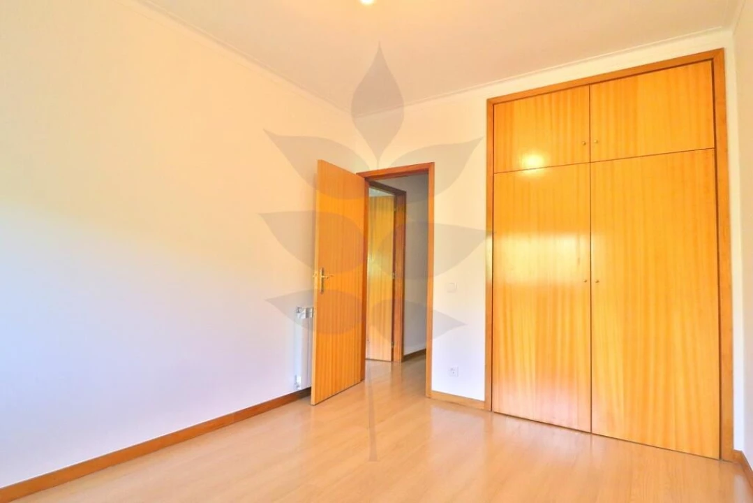 Apartamento T3 para Arrendamento em São Vitor (Braga) Foto 10