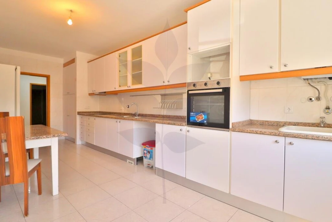 Apartamento T3 para Arrendamento em São Vitor (Braga) Foto 1