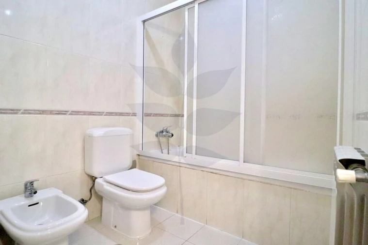 Apartamento T3 para Arrendamento em São Vitor (Braga) Foto 9
