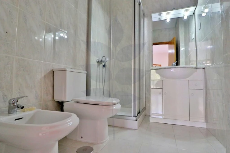 Apartamento T3 para Arrendamento em São Vitor (Braga) Foto 18