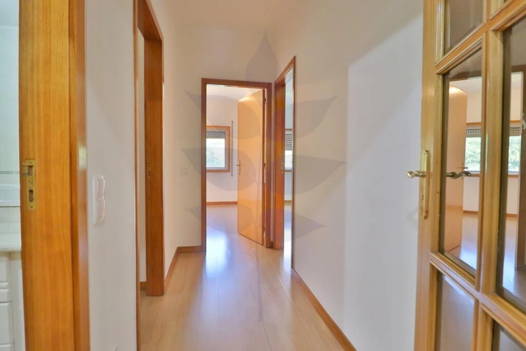 Apartamento T3 para Arrendamento em São Vitor (Braga) Foto 12
