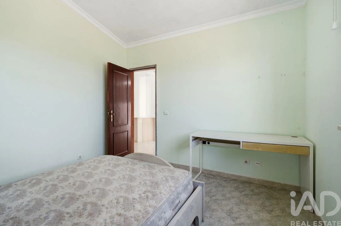 Apartamento T3 para Venda em São Pedro da Cadeira Foto 29