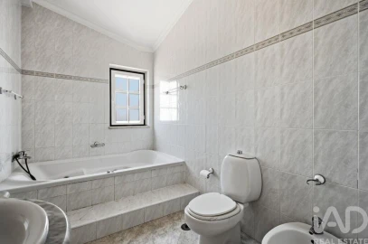 Apartamento T3 para Venda em São Pedro da Cadeira