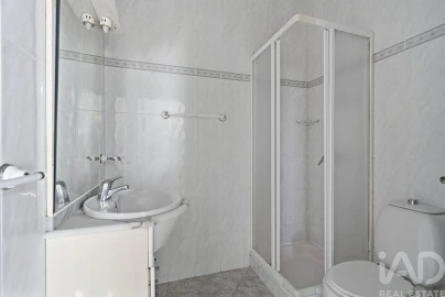 Apartamento T3 para Venda em São Pedro da Cadeira